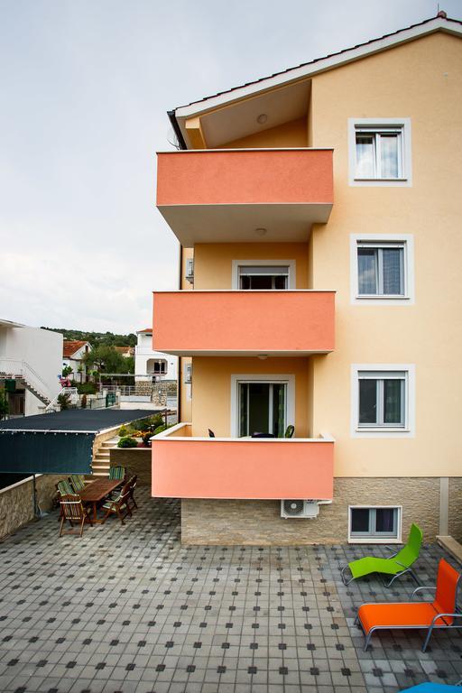 Rogoznica Apartments Kristina Exterior photo
