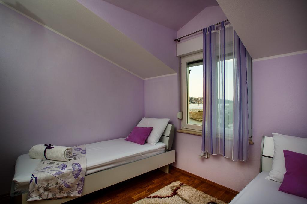 Rogoznica Apartments Kristina Exterior photo